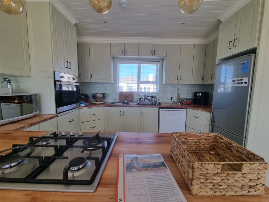 3 Bedroom Property for Sale in Sandy Point Western Cape